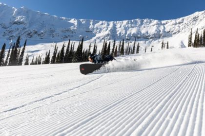 Snowboard Euro carve at Fernie Alpine Resort